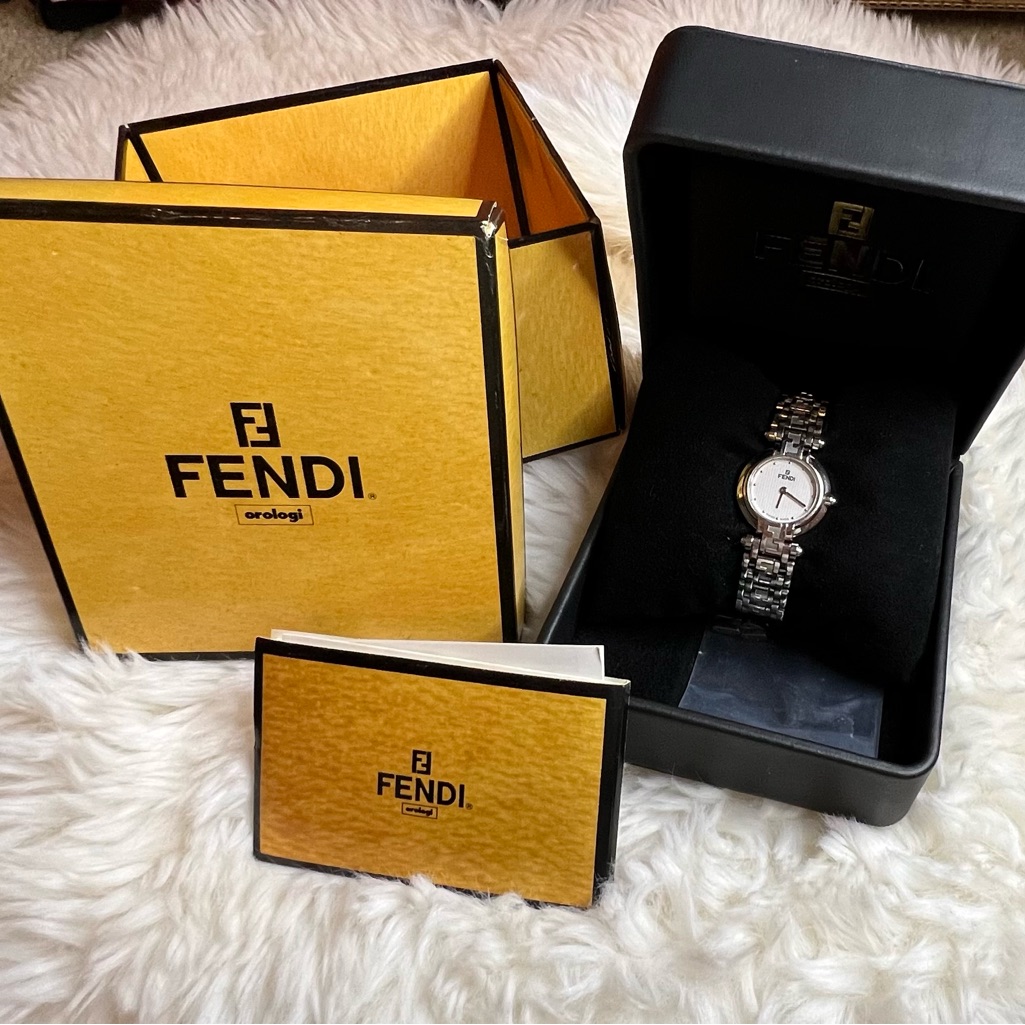 Pre Loved Fendi Silver Watch With Box